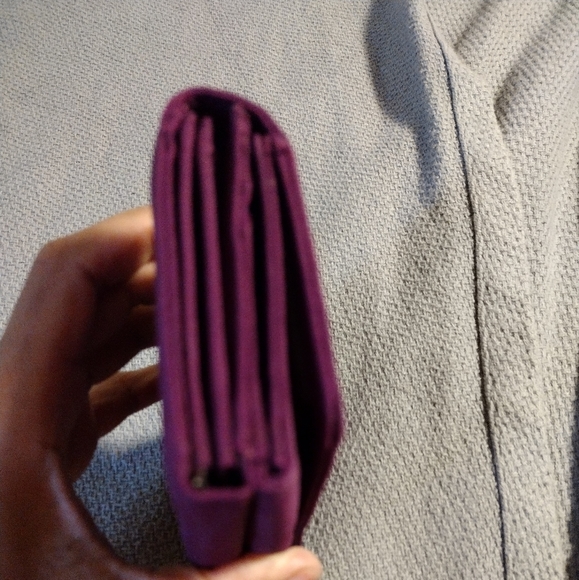 Trifold wallet wristlet - Picture 7 of 10